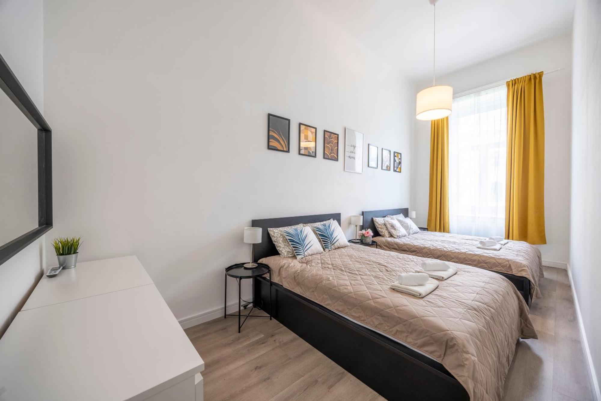 Spacious Cozy Home With 4Bedroom In The Heart Of Bp 부다페스트 외부 사진