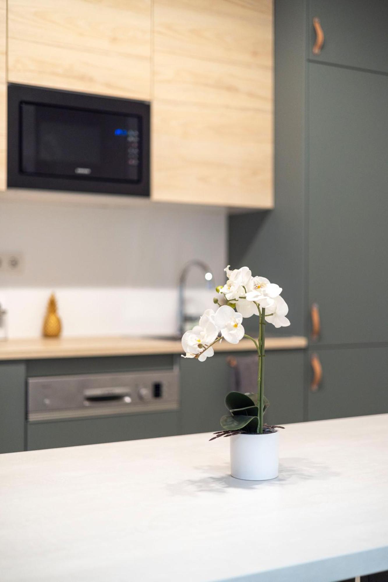 Spacious Cozy Home With 4Bedroom In The Heart Of Bp 부다페스트 외부 사진